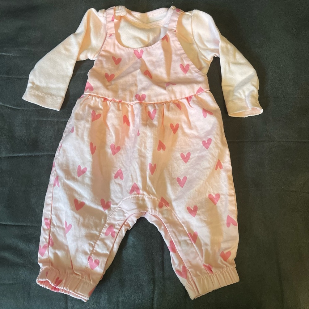 Carter's Pink and White Heart Matching Set